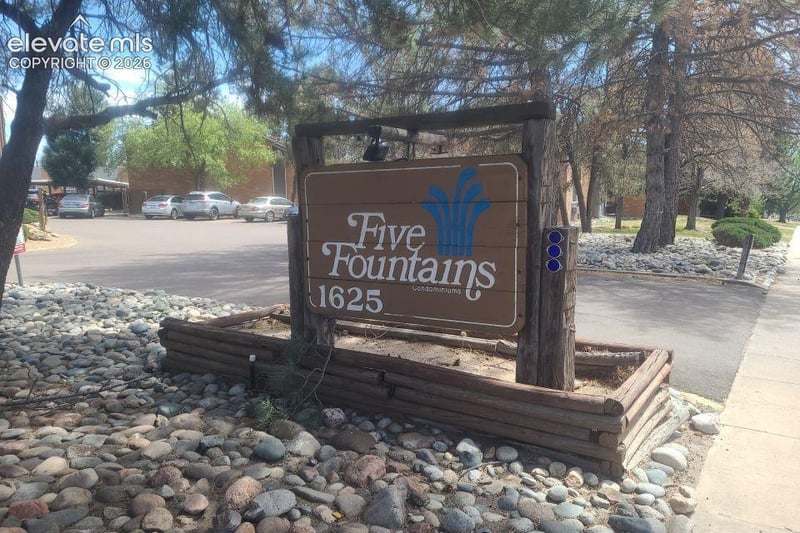 1625 N Murray Blvd #225, Colorado Springs, CO 80915