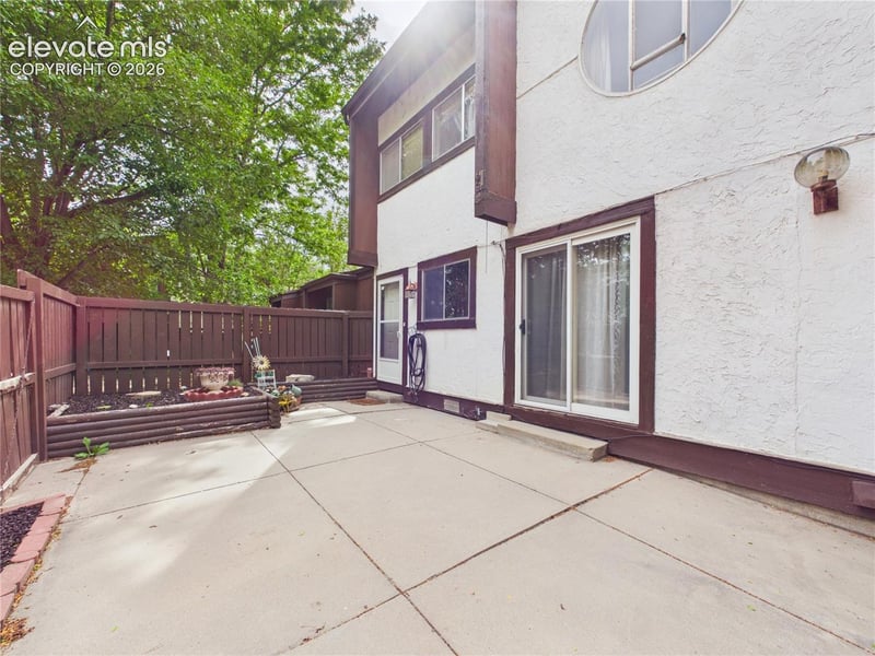 164 Bonnymede Rd #E, Pueblo, CO 81001