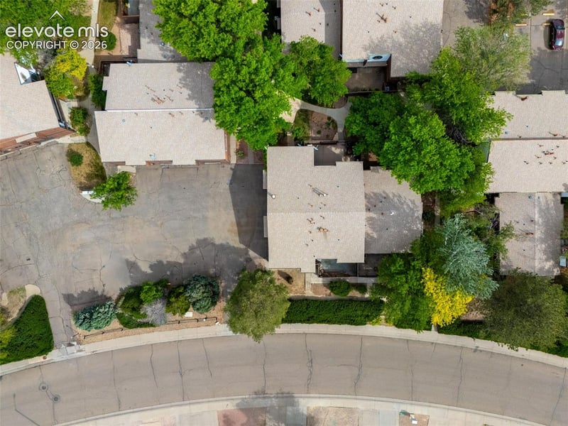 164 Bonnymede Rd #E, Pueblo, CO 81001