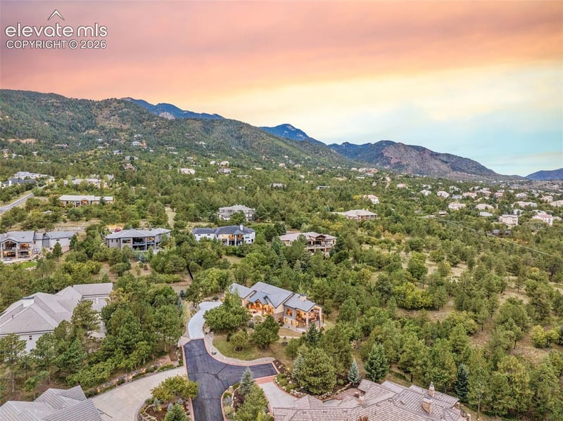 1644 Oakmoor Hts, Colorado Springs, CO 80906
