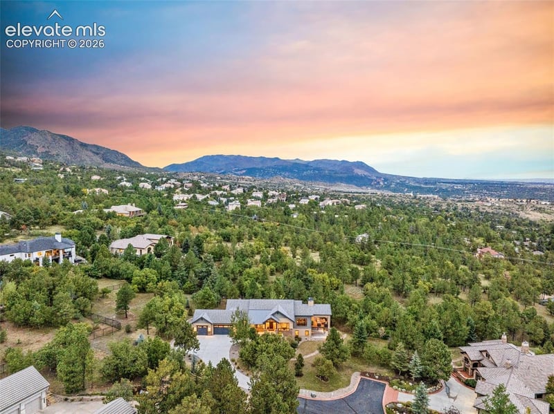 1644 Oakmoor Hts, Colorado Springs, CO 80906