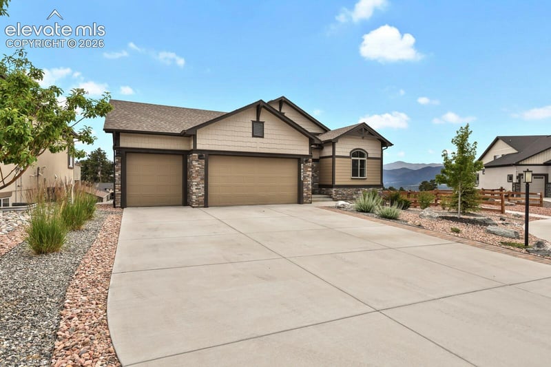 16472 Golden Sun Way, Monument, CO 80132