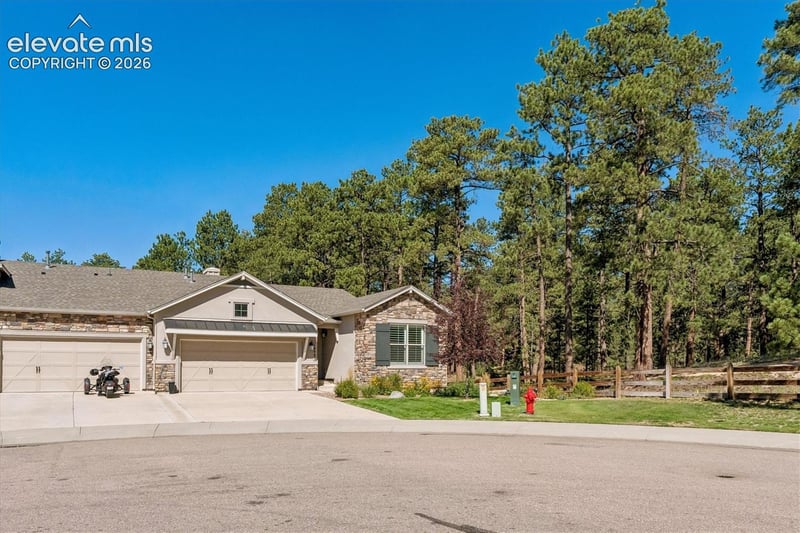 16483 Mountain Mist Dr, Monument, CO 80132