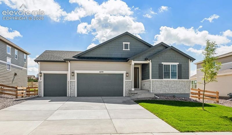 16729 Starfall Dr, Monument, CO 80132