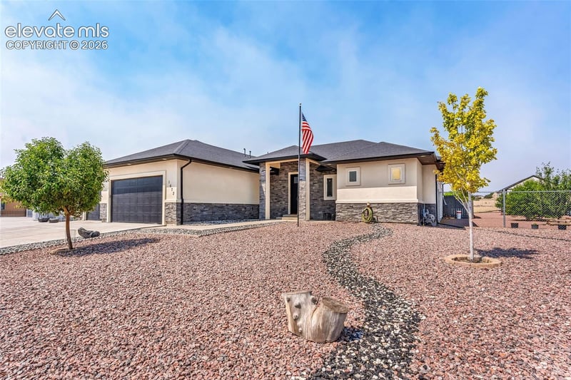 1673 N Calle Rosa Dr, Pueblo West, CO 81007