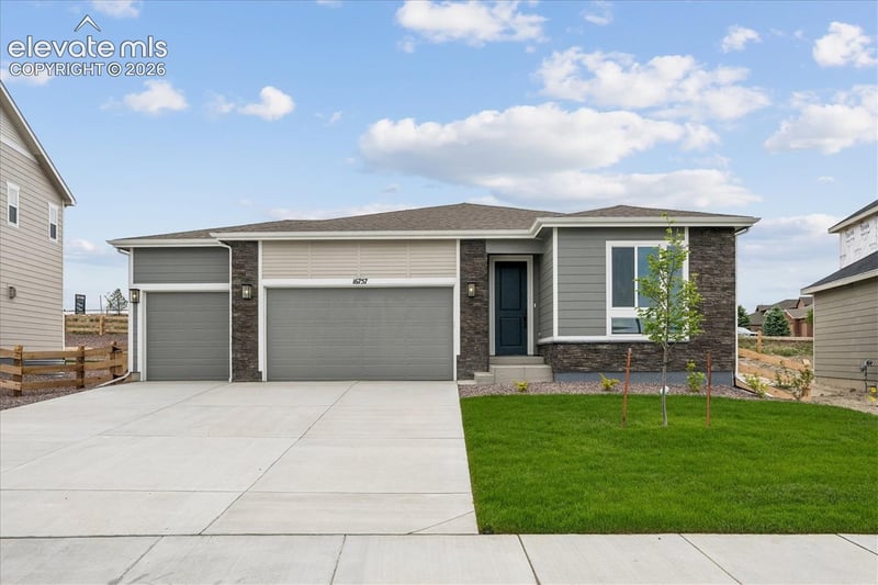 16757 Starfall Dr, Monument, CO 80132