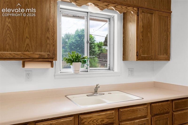 1711 N Chelton Rd, Colorado Springs, CO 80909