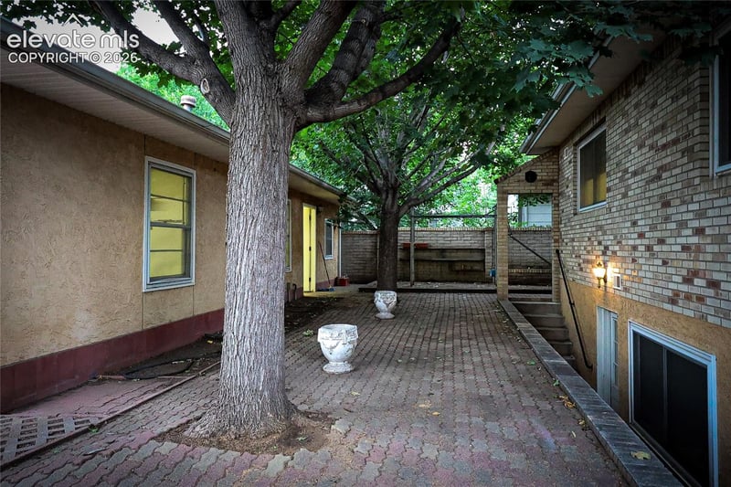 1713 W Boulder St, Colorado Springs, CO 80904
