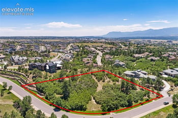 1725 Vine Cliff Hts, Colorado Springs, CO 80921