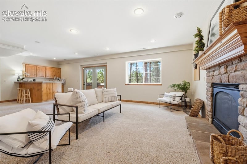 17255 Lamplight Dr, Monument, CO 80132