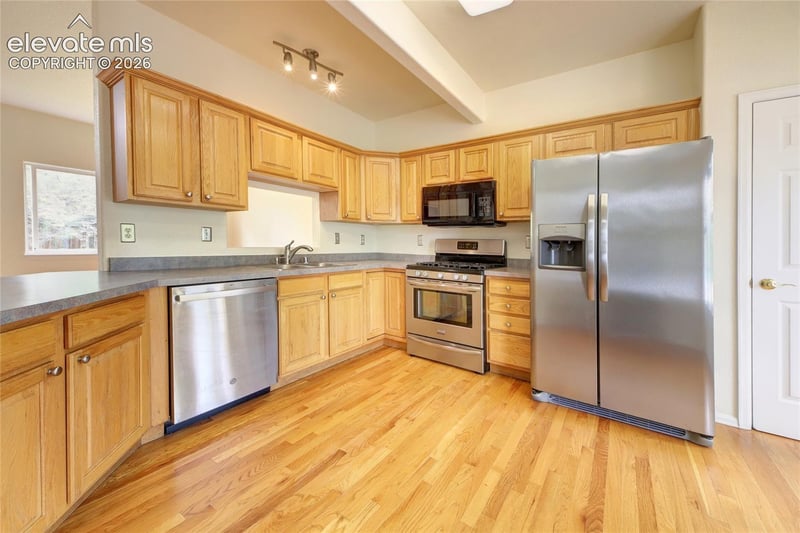1734 W Yampa St, Colorado Springs, CO 80904