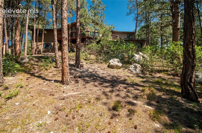 17360 E Caribou Dr, Monument, CO 80132