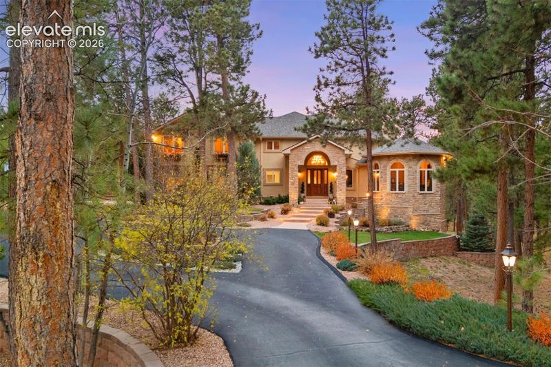 17507 Colonial Park Dr, Monument, CO 80132