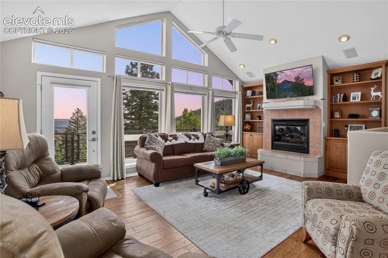 180 N High Ridge Vw, Manitou Springs, CO 80829
