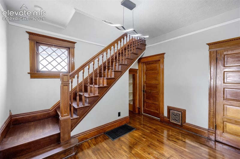 1827 N Weber St, Colorado Springs, CO 80907