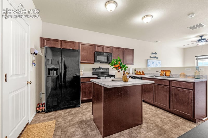 1828 Final View Al, Colorado Springs, CO 80910