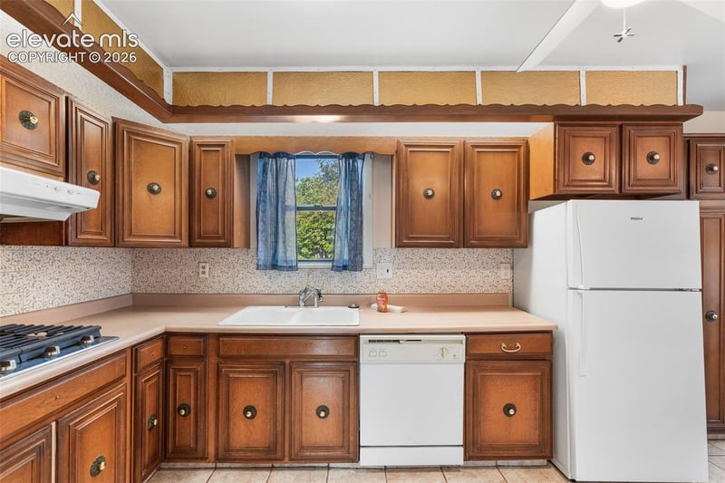1835 E 2nd St, Pueblo, CO 81001