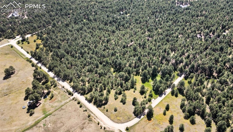 18400 Black Squirrel Rd, Colorado Springs, CO 80908