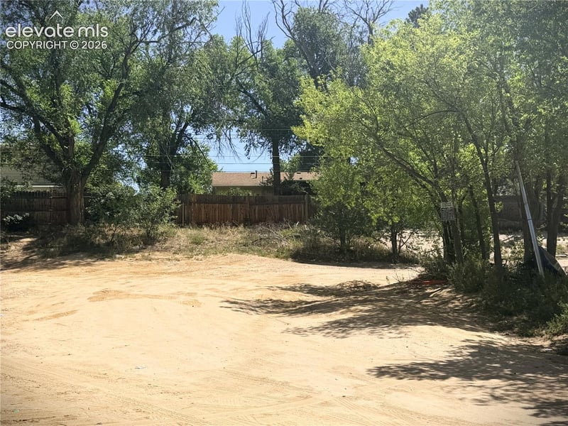 1860 Monterey Rd, Colorado Springs, CO 80910