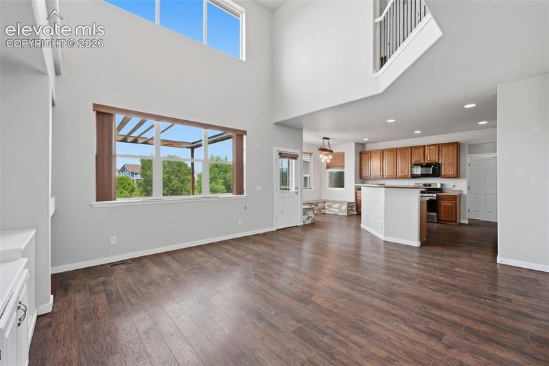 1861 Dewhirst Dr, Colorado Springs, CO 80951