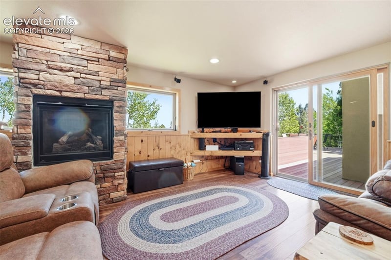 187 Summit Rd, Woodland Park, CO 80863