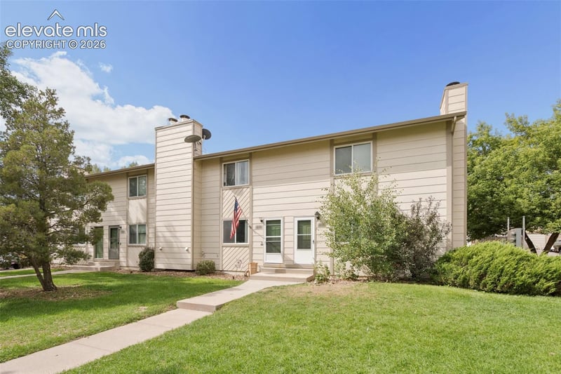 1874 Lanka Ln, Colorado Springs, CO 80915