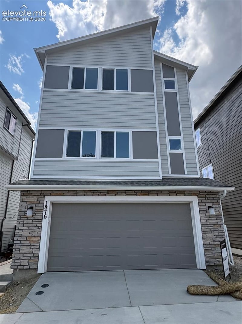 1876 Wildland Hts, Colorado Springs, CO 80910