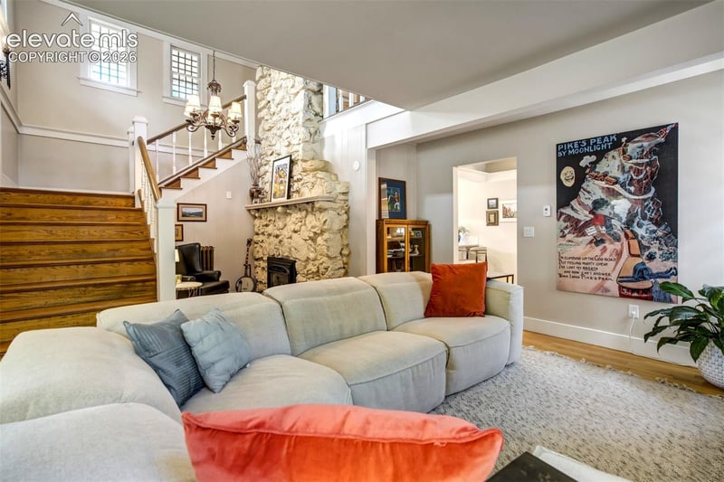 19 W Washington St, Colorado Springs, CO 80907