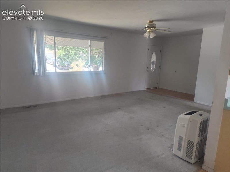 1906 Montezuma Dr, Colorado Springs, CO 80910