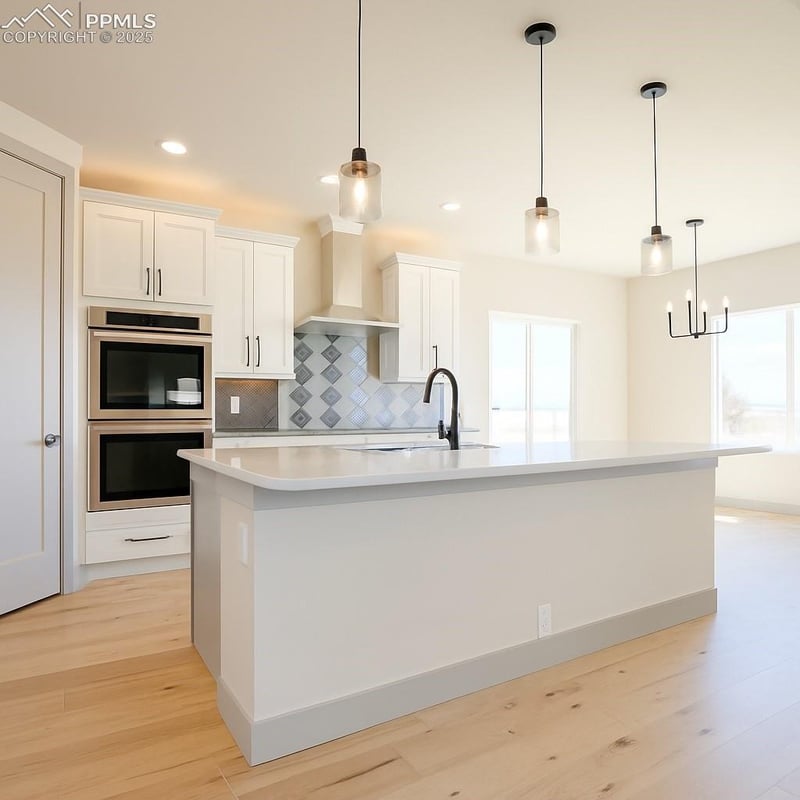 1910 Cuchara Dr, Pueblo, CO 81001