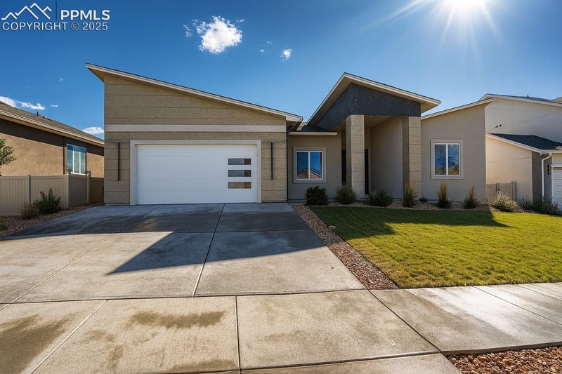 1910 Cuchara Dr, Pueblo, CO 81001