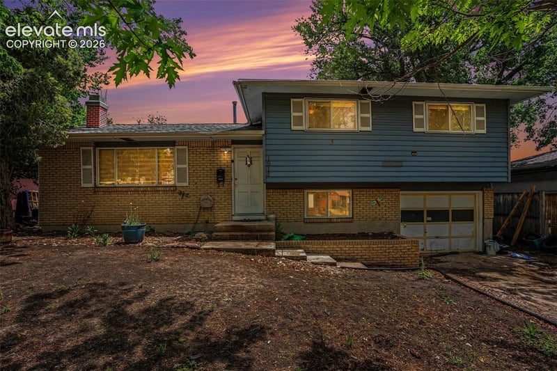 1915 Sussex Ln, Colorado Springs, CO 80909