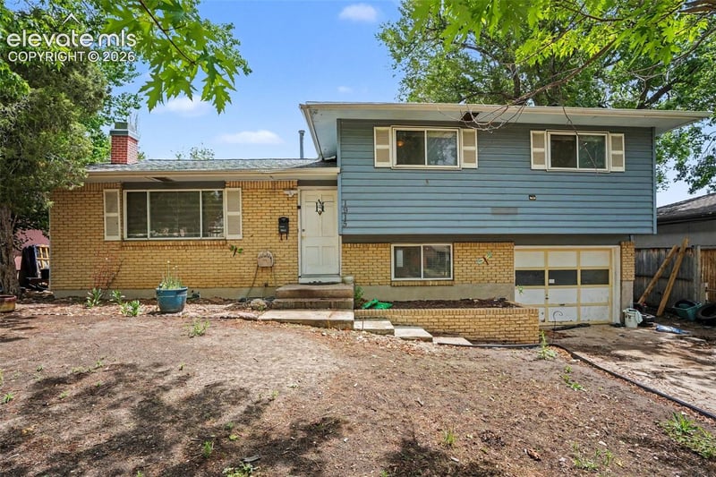 1915 Sussex Ln, Colorado Springs, CO 80909