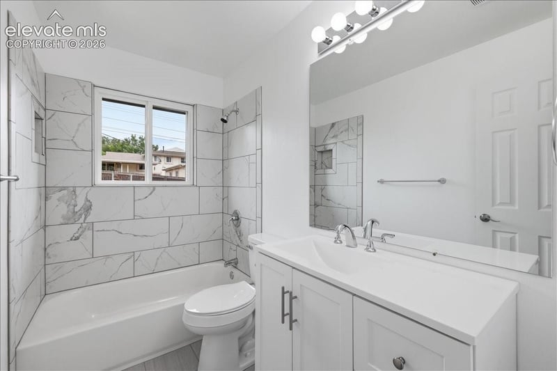 1921 Essex Ln, Colorado Springs, CO 80909