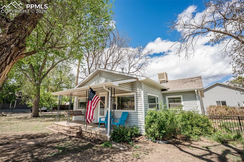1922 W Cucharras St, Colorado Springs, CO 80904