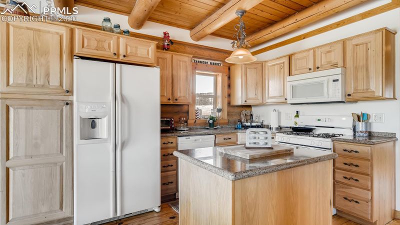 19220 Pinon Park Rd, Peyton, CO 80831