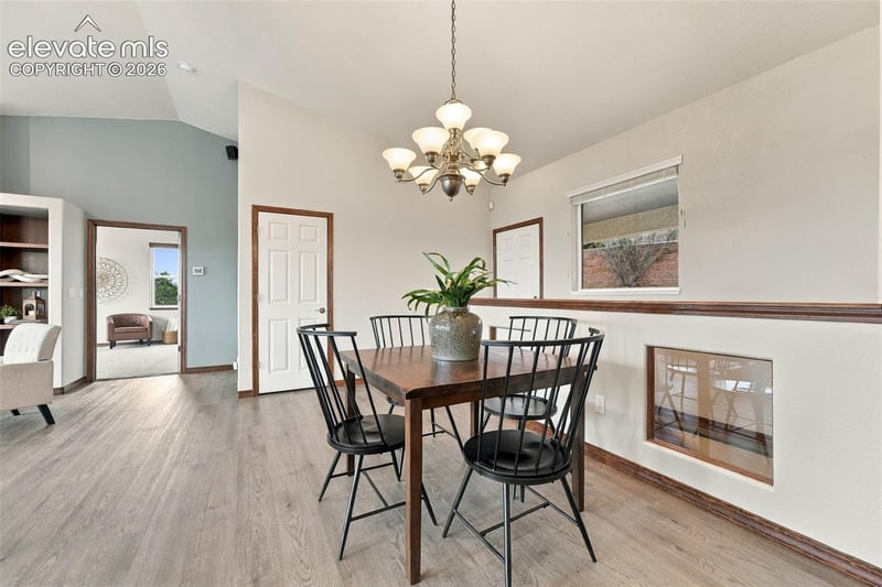 1924 Payton Cir, Colorado Springs, CO 80915