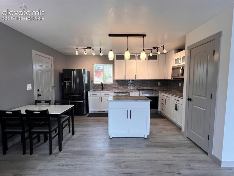 1966 S Chamberlin NA, Colorado Springs, CO 80906