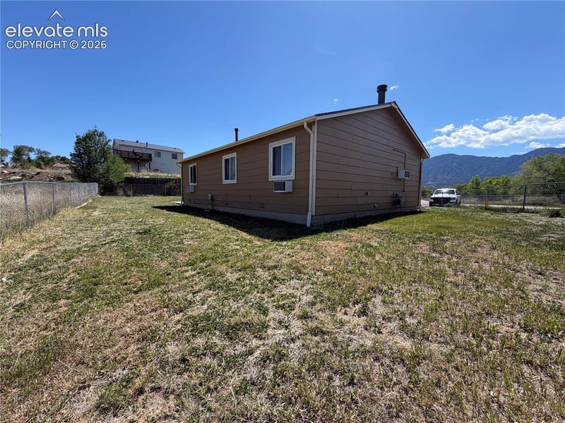 1985 Tanager Way, Colorado Springs, CO 80906