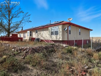 1994 E Akholt Ln, Pueblo, CO 81007