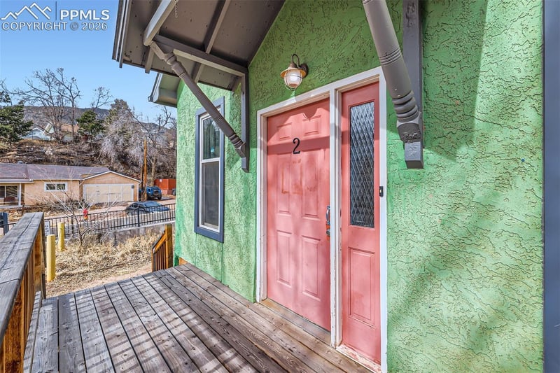 2 Narrows Rd, Manitou Springs, CO 80829