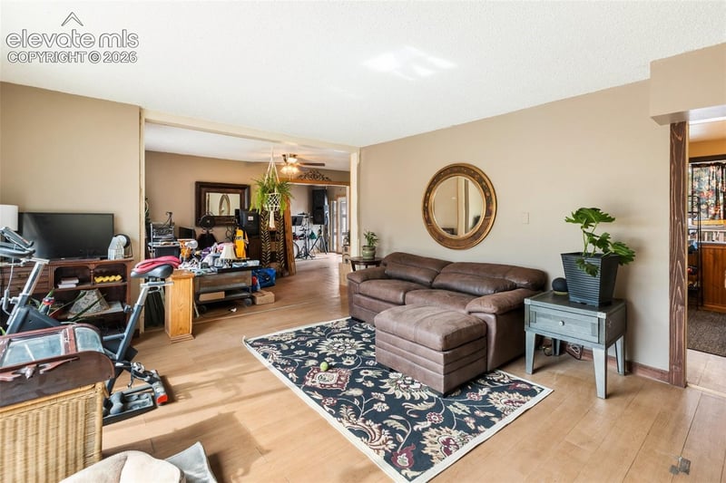 20 Westwood Dr, Woodland Park, CO 80863