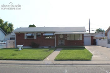 2006 Sherwood Ln, Pueblo, CO 81005