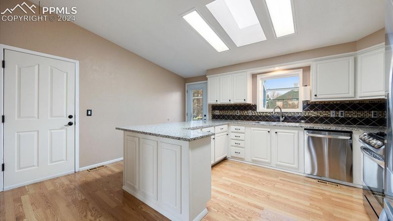 201 E Maple St, Elizabeth, CO 80107