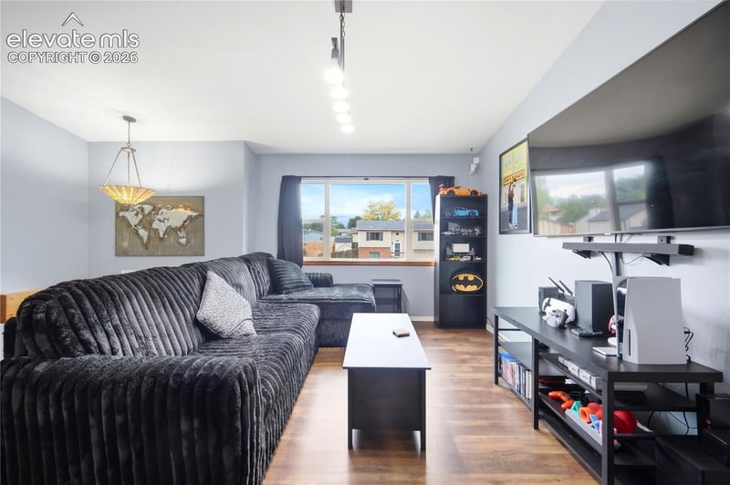 2025 Heathercrest Dr, Colorado Springs, CO 80915