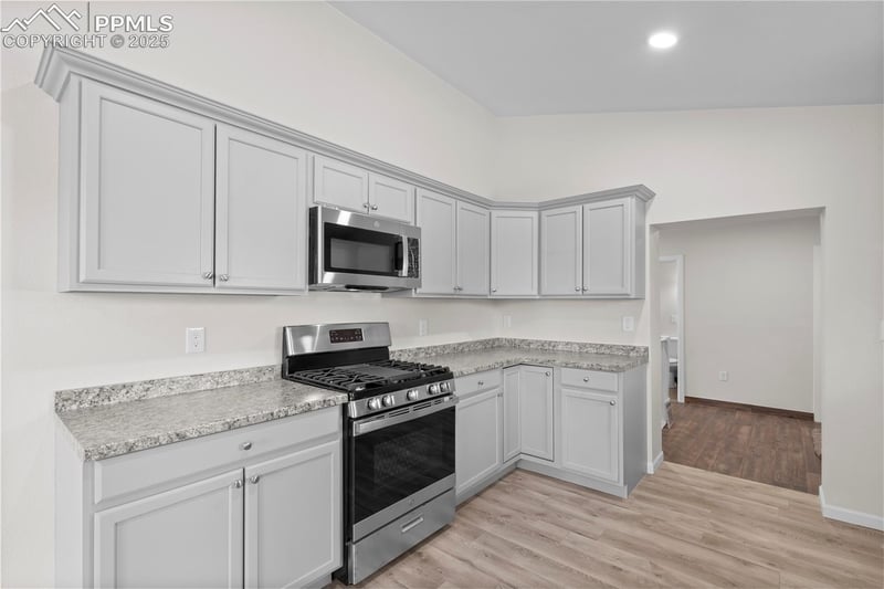 2027 E 14th St, Pueblo, CO 81001