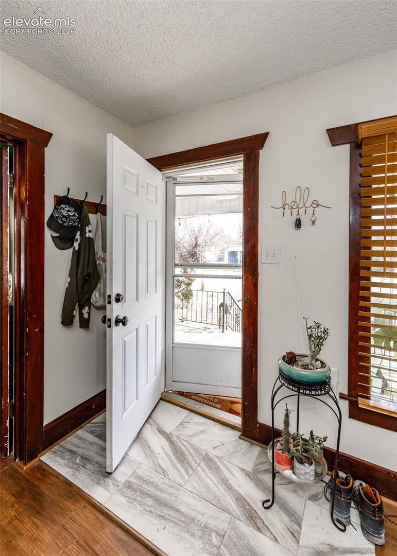 2035 Pine St, Pueblo, CO 81004