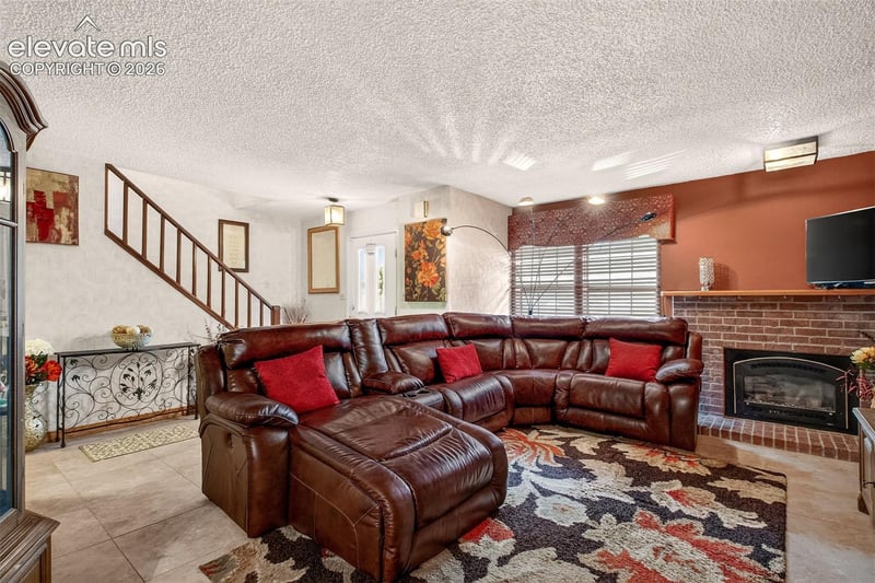 2035 Sussex Ln, Colorado Springs, CO 80909