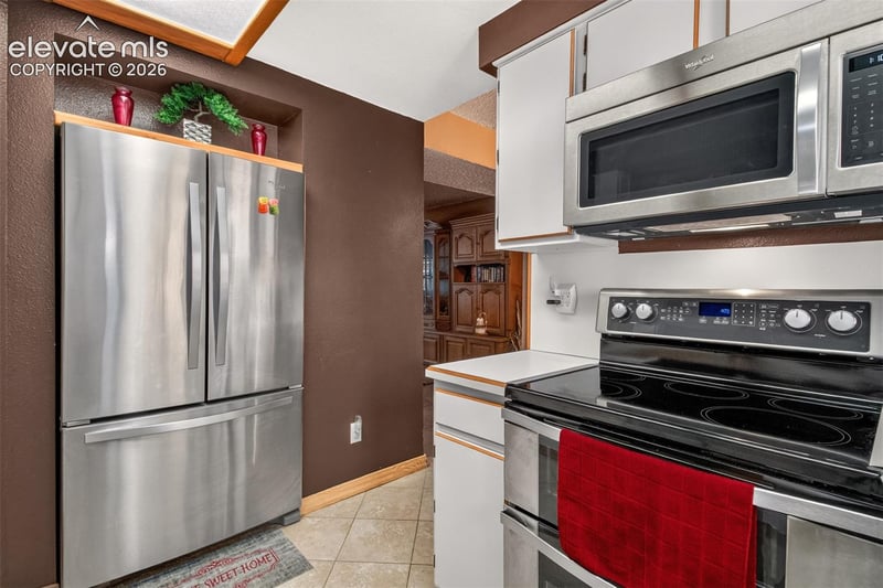 2035 Sussex Ln, Colorado Springs, CO 80909