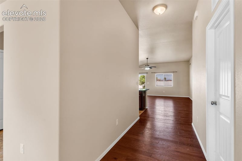 2037 Kingbird Ct, Pueblo, CO 81008